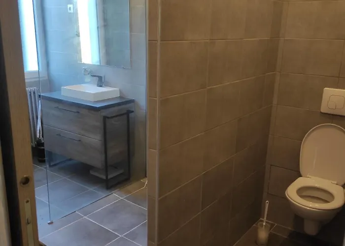 Chambre Chez L'Habitant 홈스테이 루덩